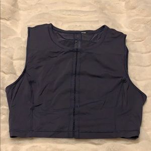 Lululemon sculpt it crop tank.